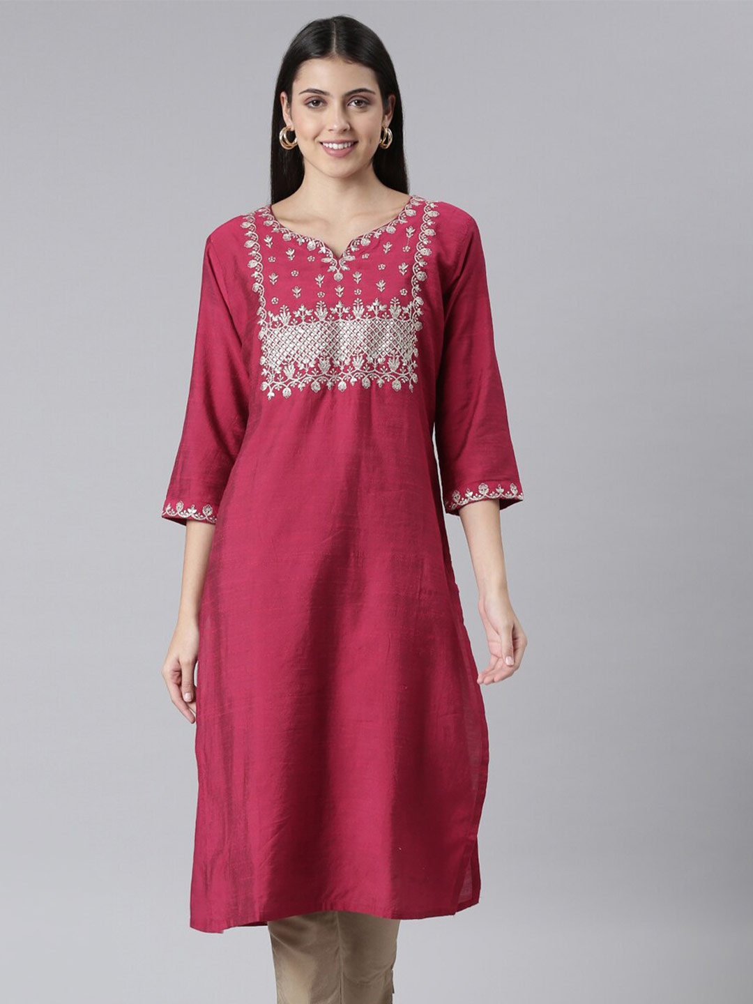 

The Chennai Silks Women Ethnic Motifs Yoke Design Thread Work & Sequins Pure Cotton Kurta, Magenta