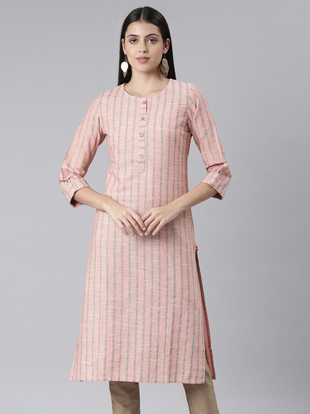 

The Chennai Silks Women Vertically Striped Pure Cotton Kurta, Pink