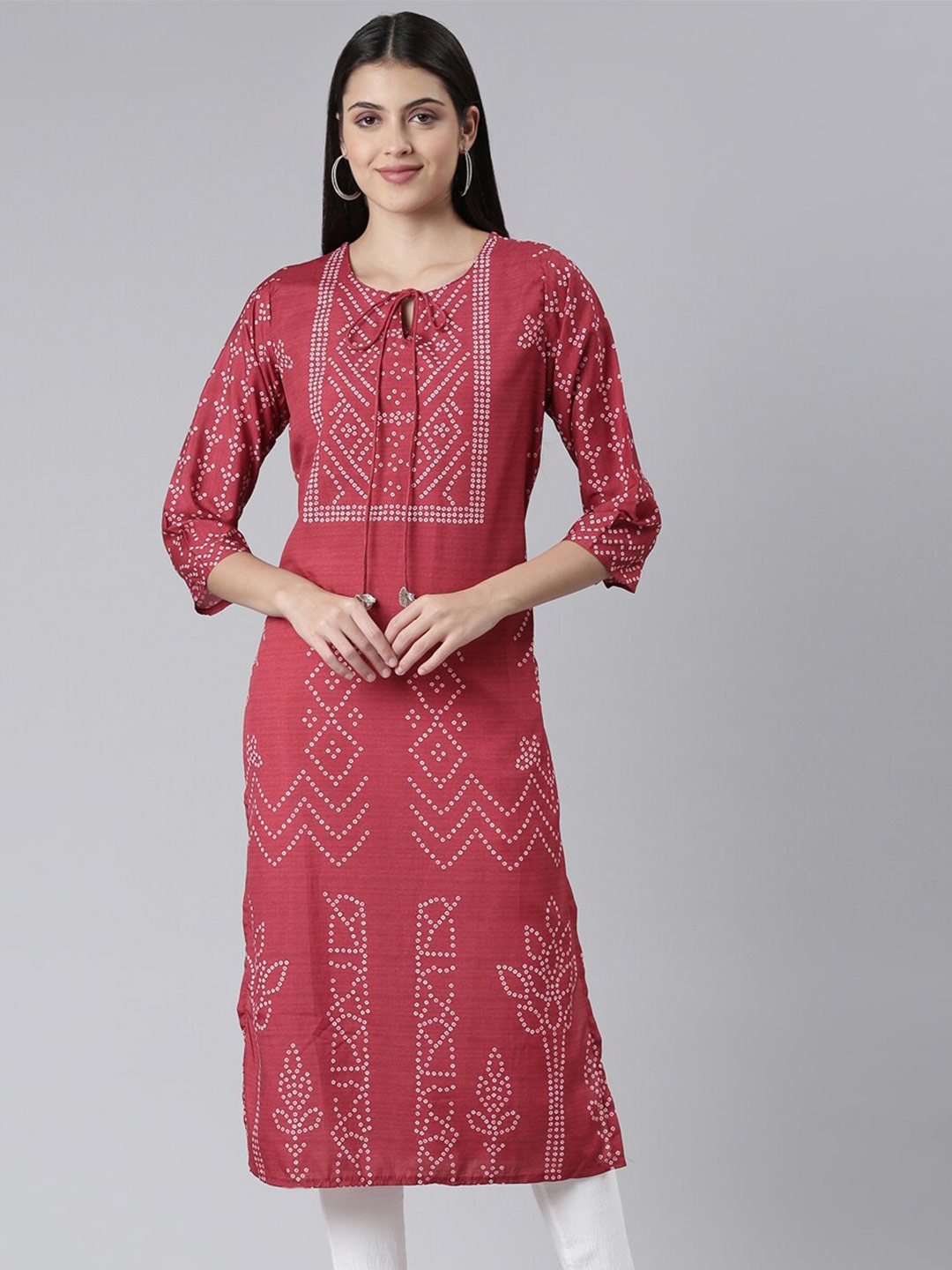 

The Chennai Silks Women Bandhani Printed Indie Prints Straight Kurta, Red