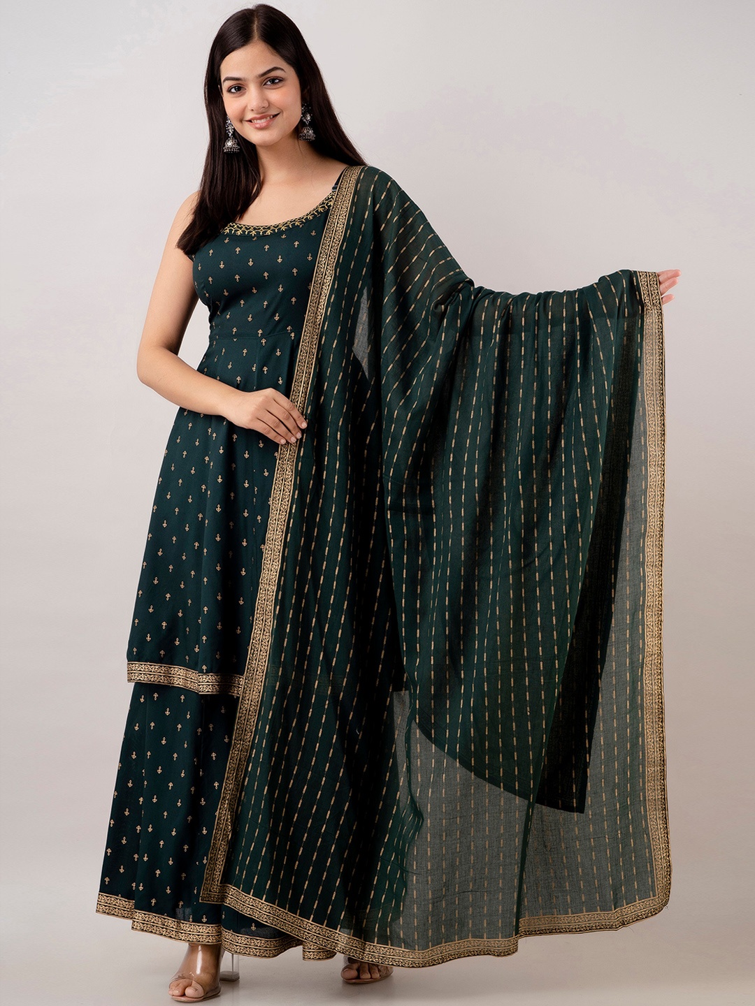 

OMASK Women Ethnic Printed Kurta With Palazzos & Dupatta, Green