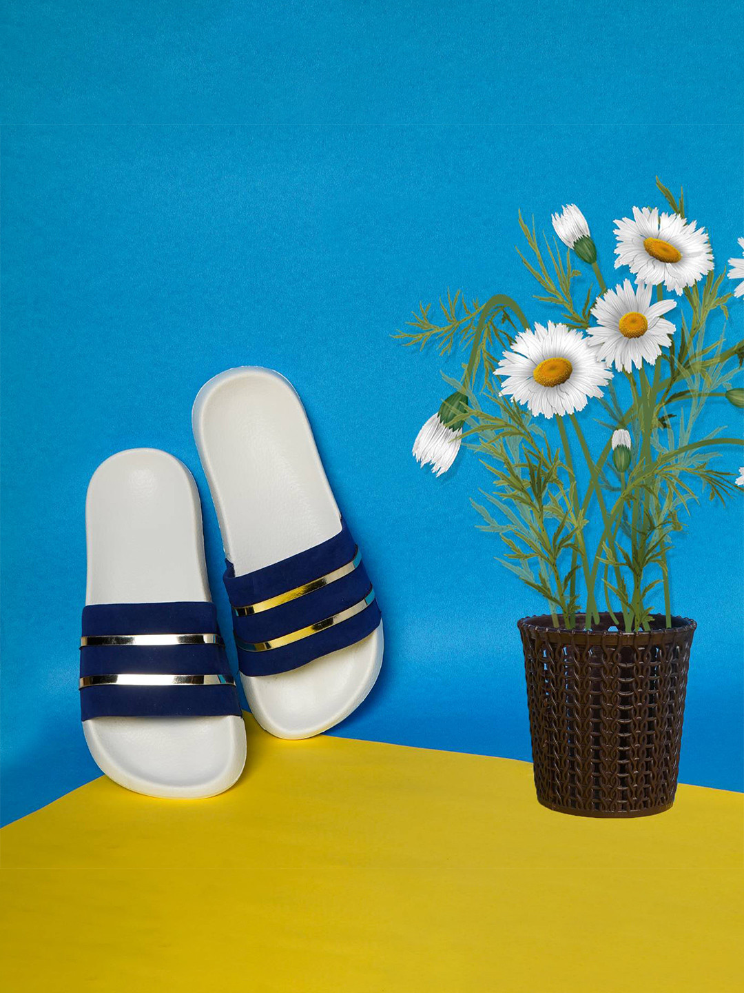 

PERY PAO Men Striped Sliders, Navy blue