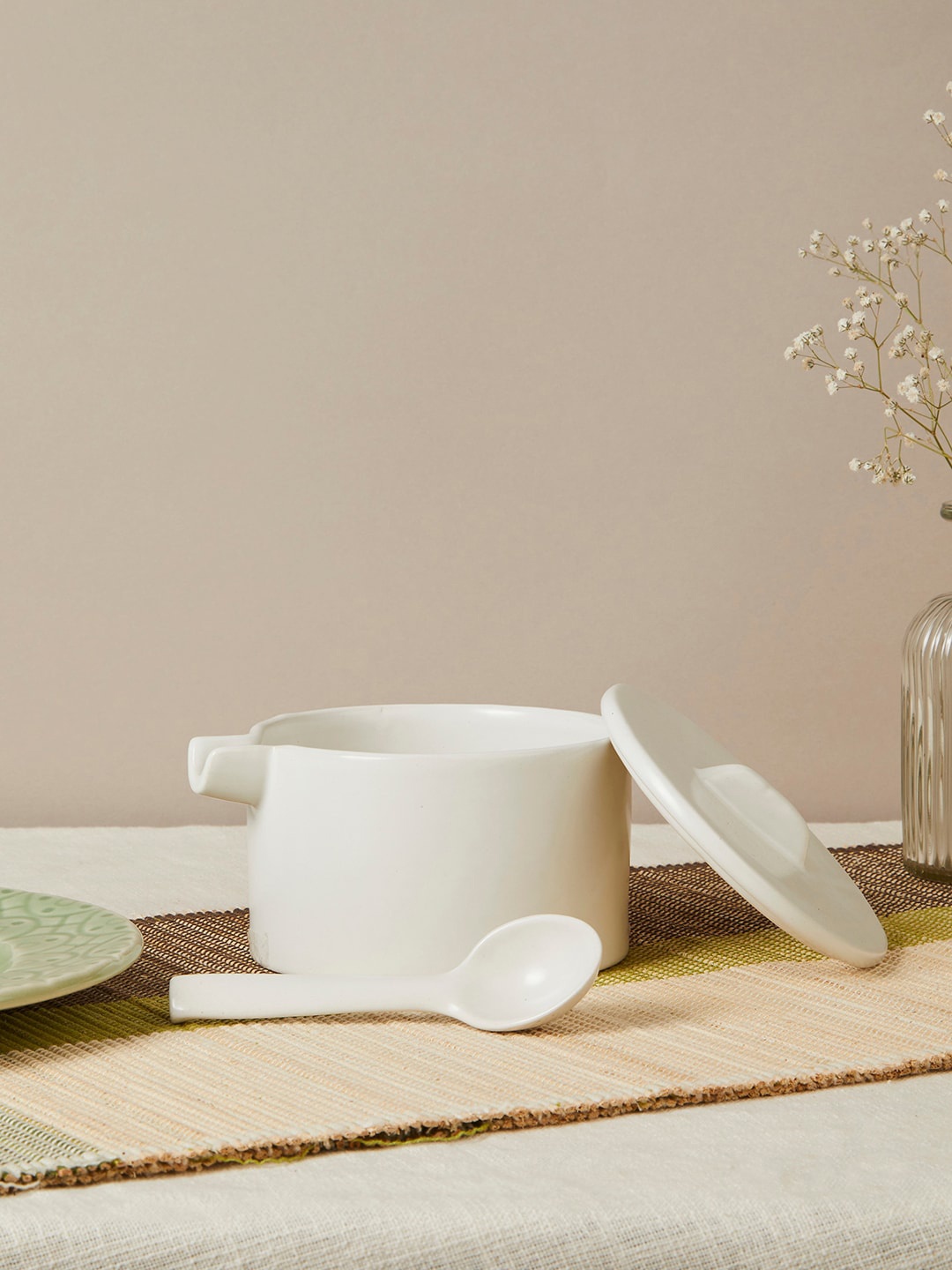 

Fabindia Maaya White Ceramic Soup Bowl With Lid & Spoon