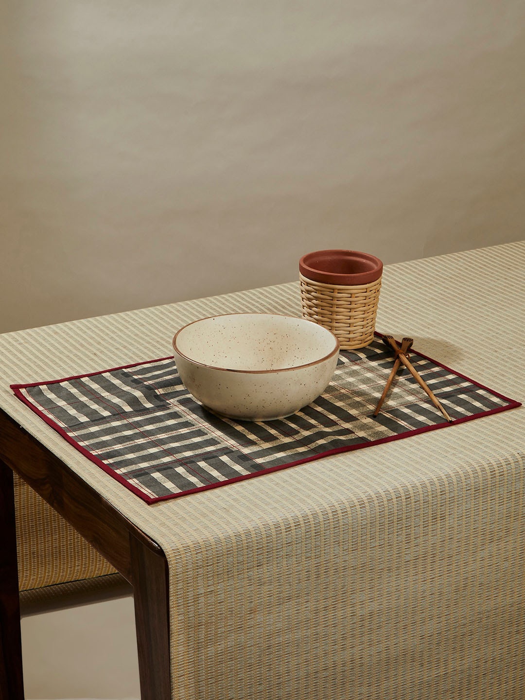 

Fabindia Maaya Black & White 6 Pcs Checks Cotton Table Placemats