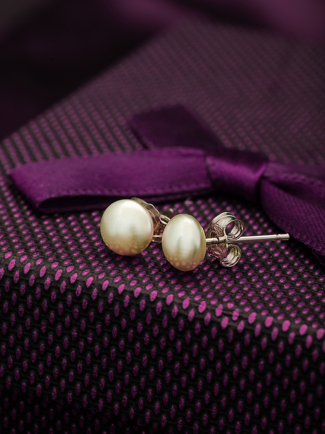 

SILBERRY Silver Plated Contemporary Studs Earrings