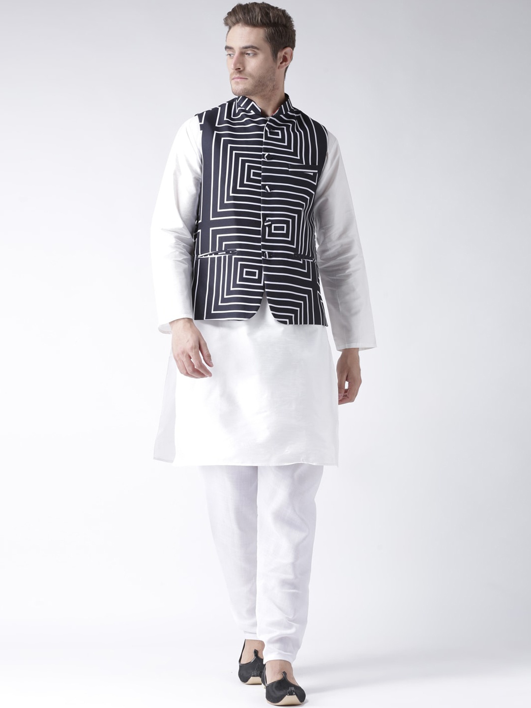 

hangup plus Men Straight Kurta with Pyjamas & Nehru Jacket, White