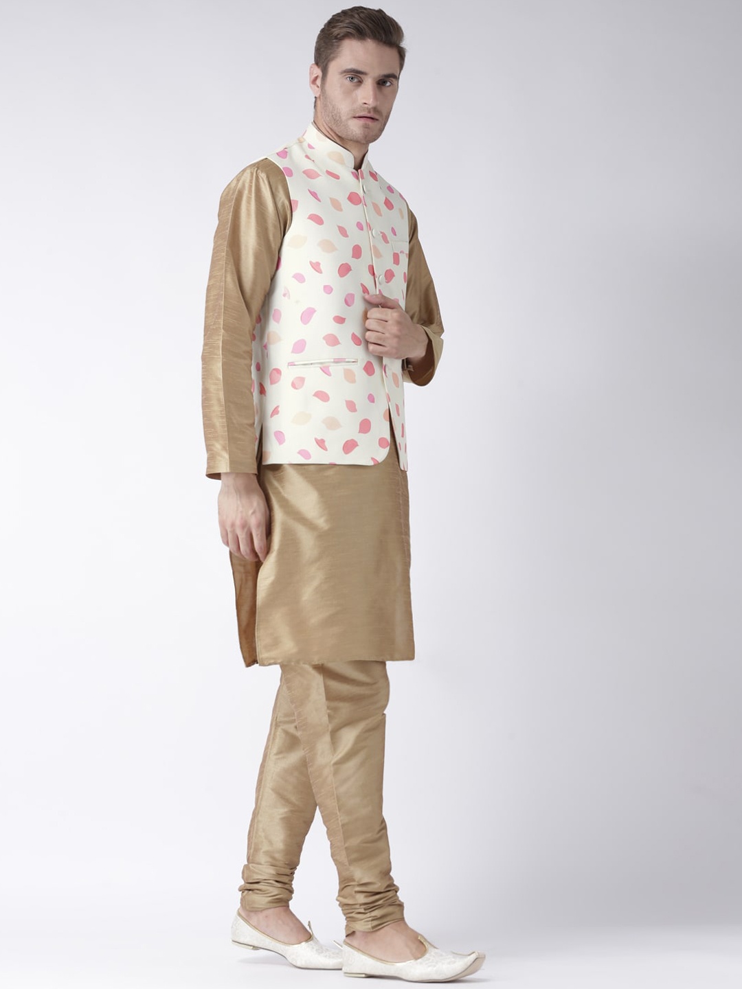 

Hangup Men Kurta with Pyjamas & Printed Nehru jacket, Multi