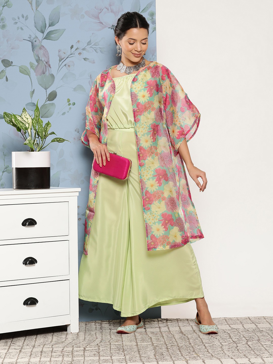 

InWeave Women Green Crop Top With Palazzos & Jacket