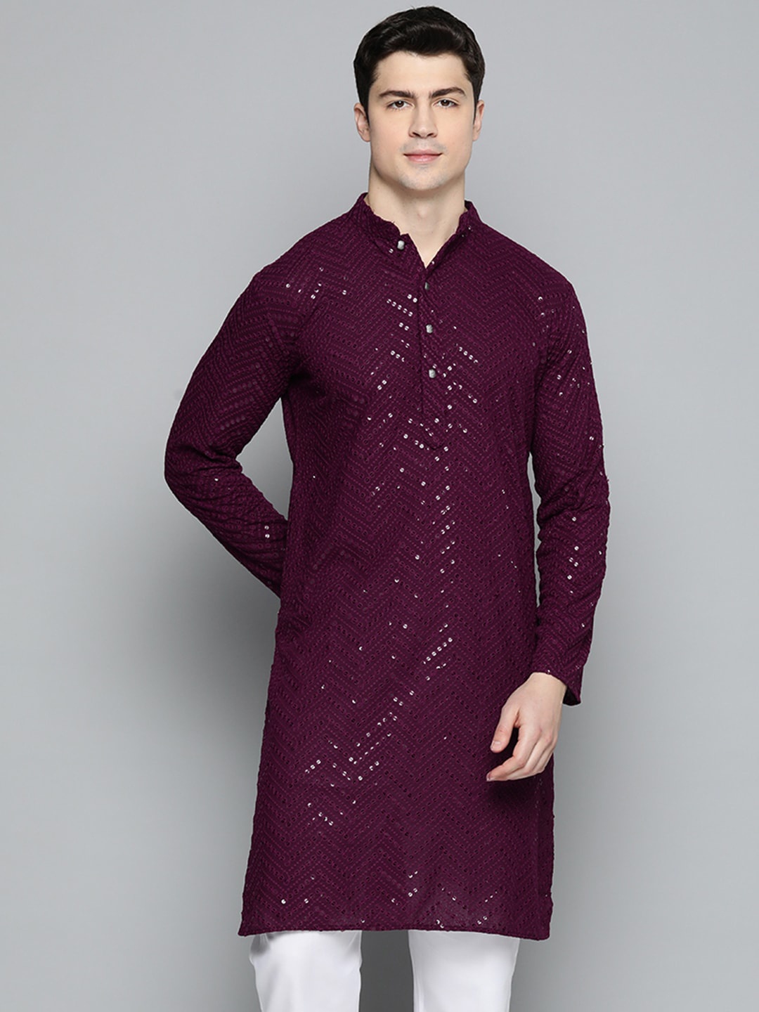 

Jompers Men Mandarin Collar Embellished Pure Cotton Kurta, Purple