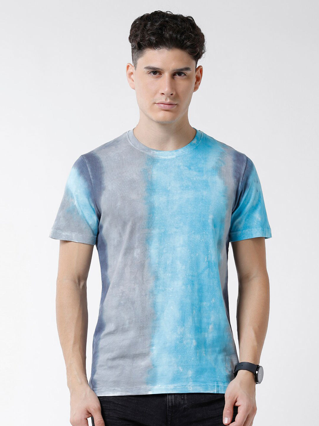 

WROGN Men Colourblocked Slim Fit Cotton T-shirt, Blue