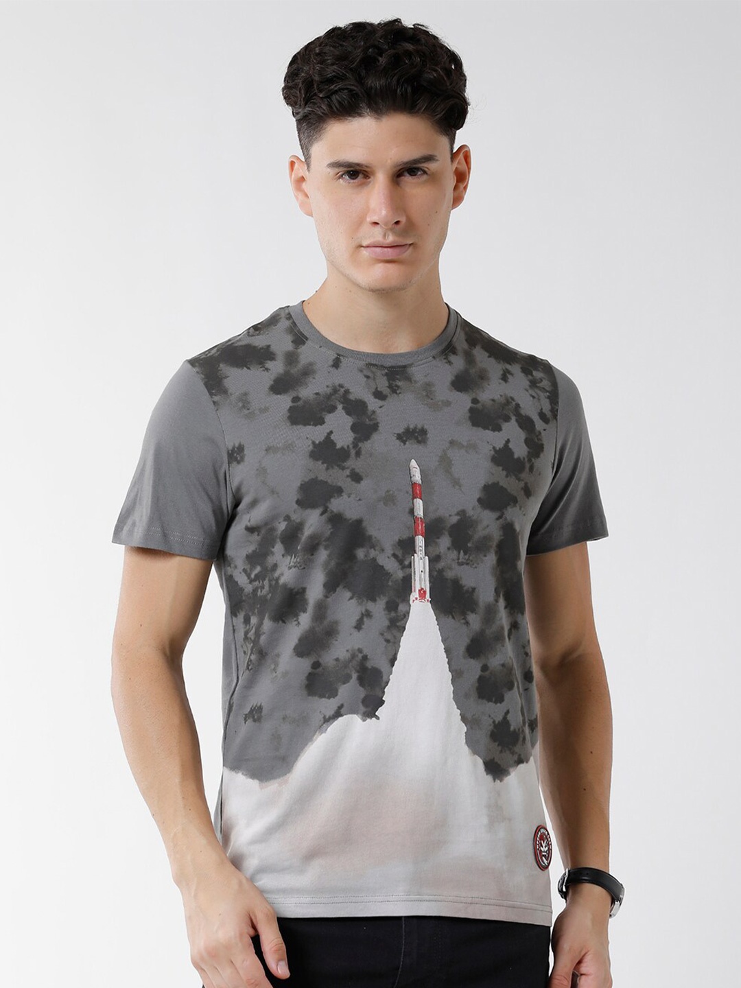 

WROGN Men Graphic Printed Cotton T-shirt, Charcoal