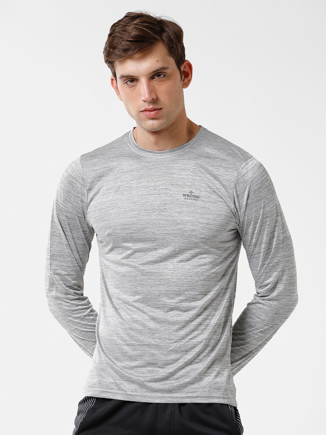 

WROGN Men Round Neck Slim Fit T-shirt, Grey