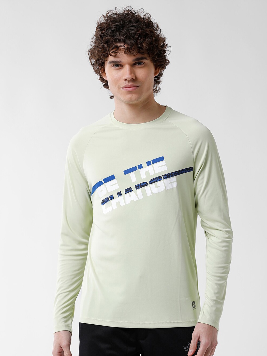 

WROGN Men Typography Printed Pure Cotton T-shirt, Green