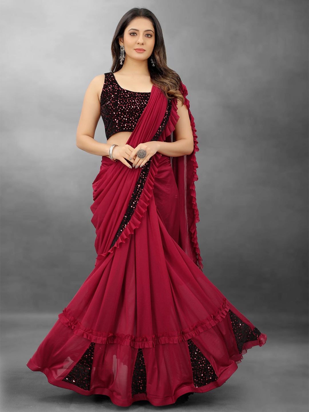 

APNISHA Ruffled Sequinned Saree, Maroon