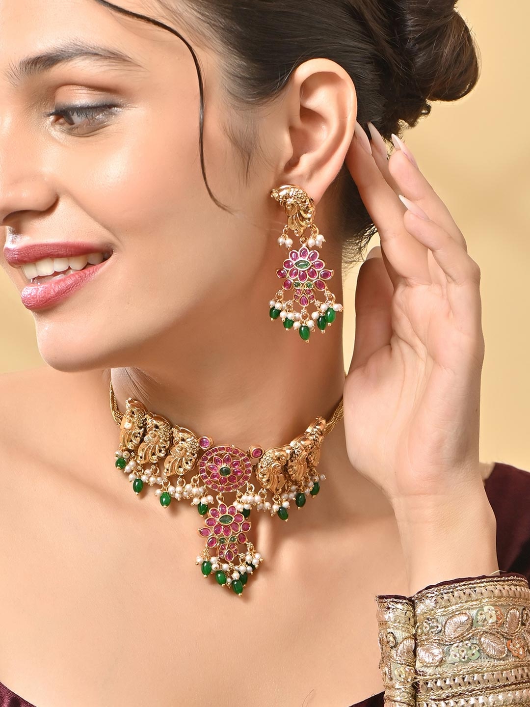 

Fida Gold-Plated Stone-Studded & Beaded Jewellery Set