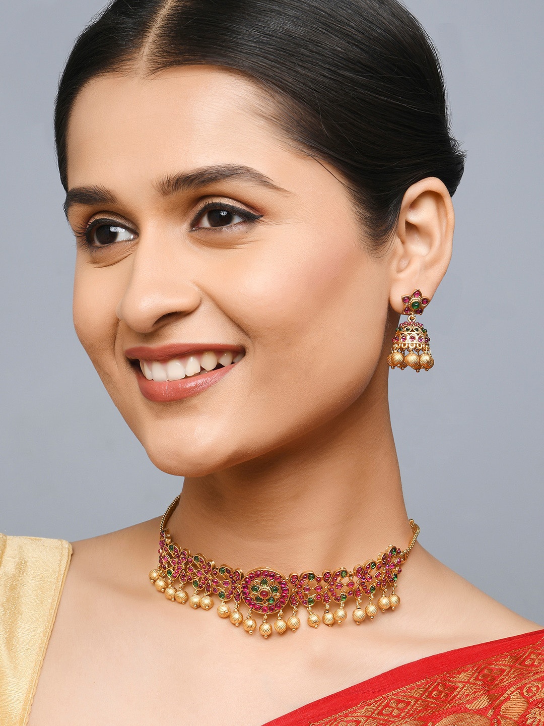 

Fida Gold-Plated Stone-Studded Choker Jewellery Set