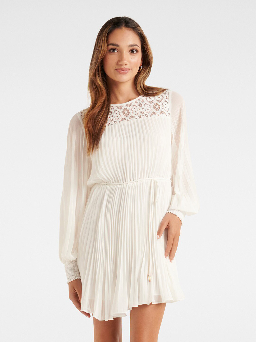 

Forever New Puff Sleeved Accordion Pleated Lace Dress, White