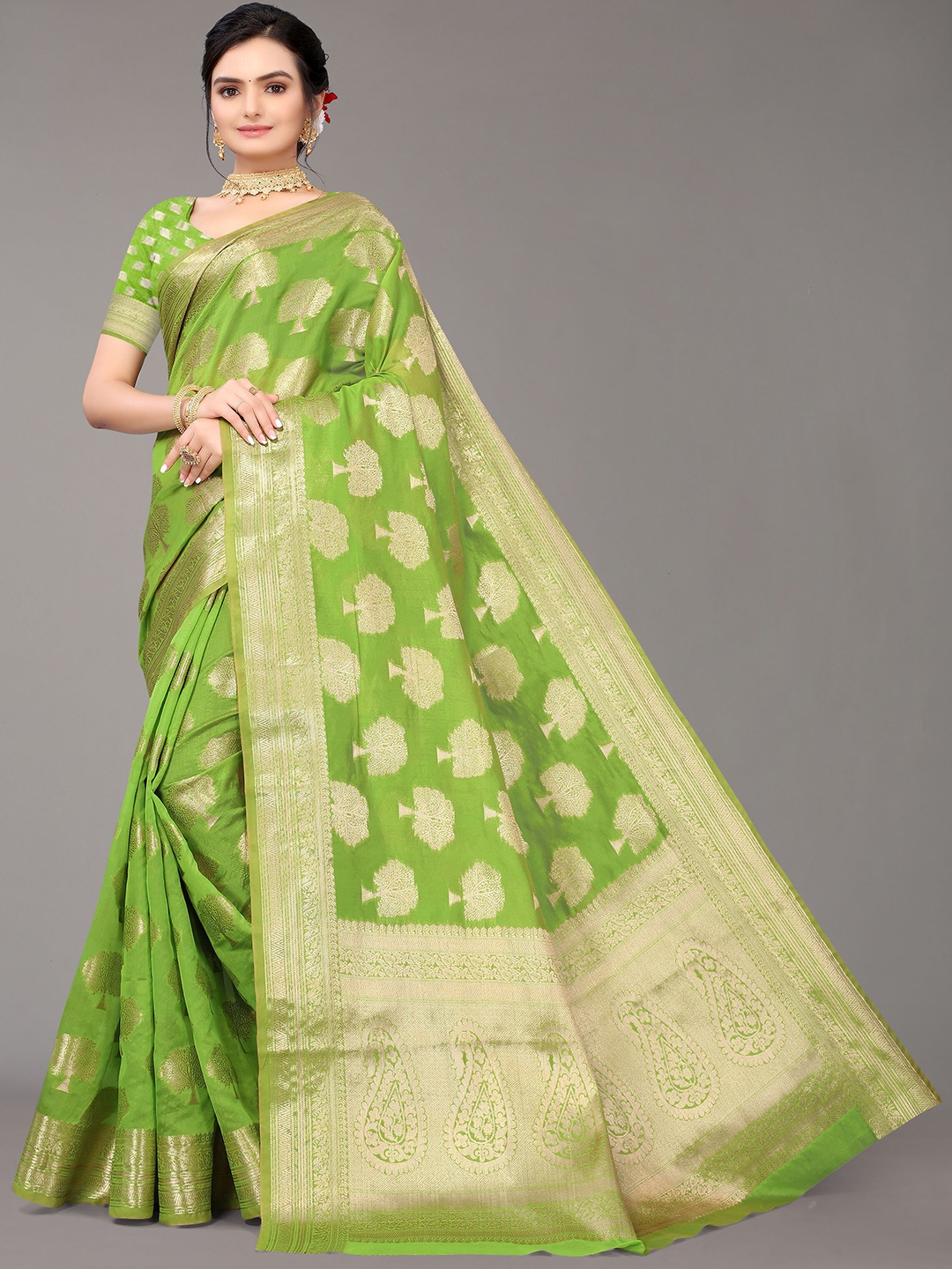 

Nimayaa Woven Design Zari Organza Saree, Green