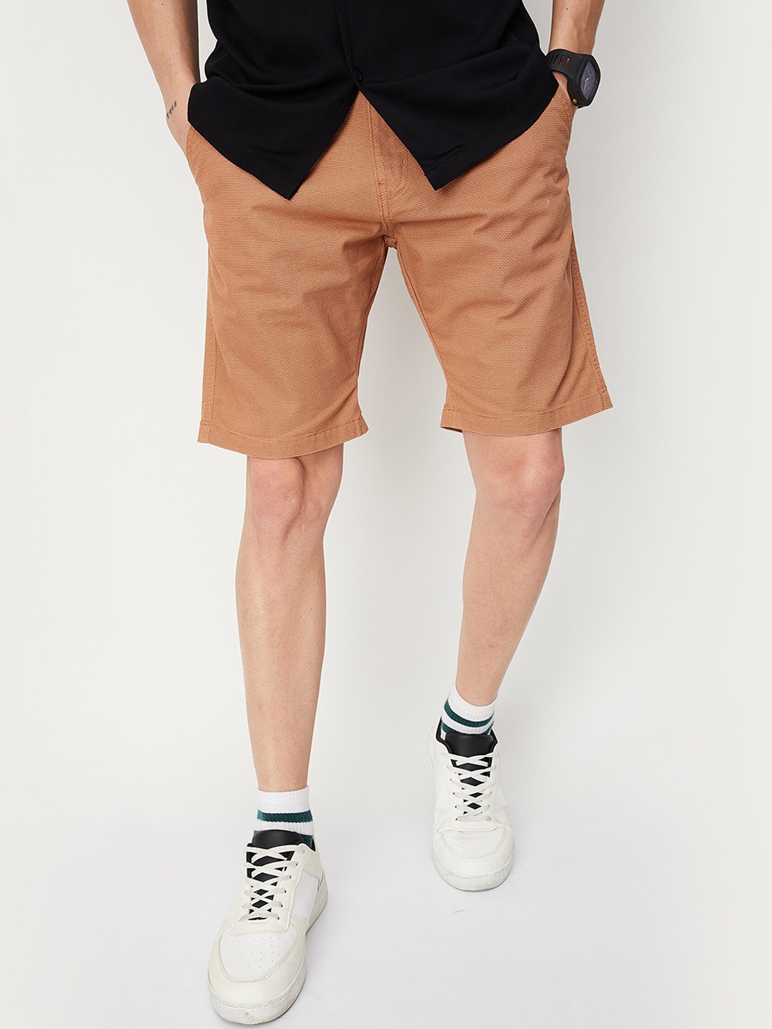 

max Men Pure Cotton Mid-Rise Shorts, Rust