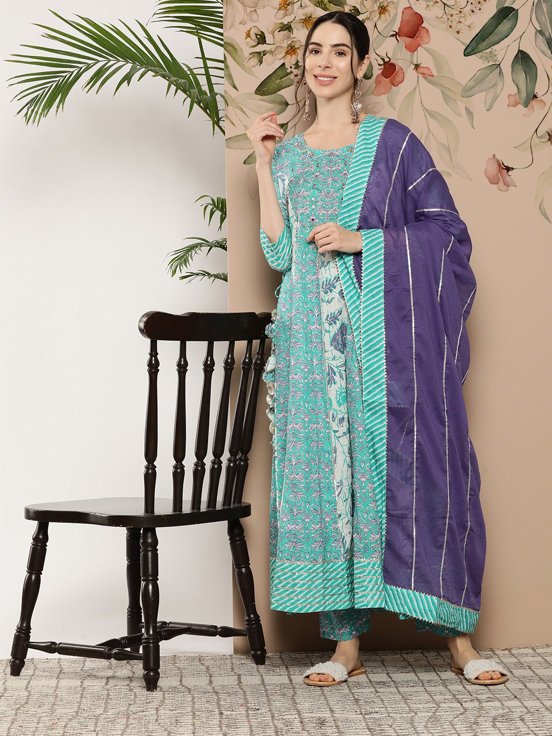 

KALINI Ethnic Motifs Printed Gotta Patti Pure Cotton Kurta With Trousers & With Dupatta, Lavender