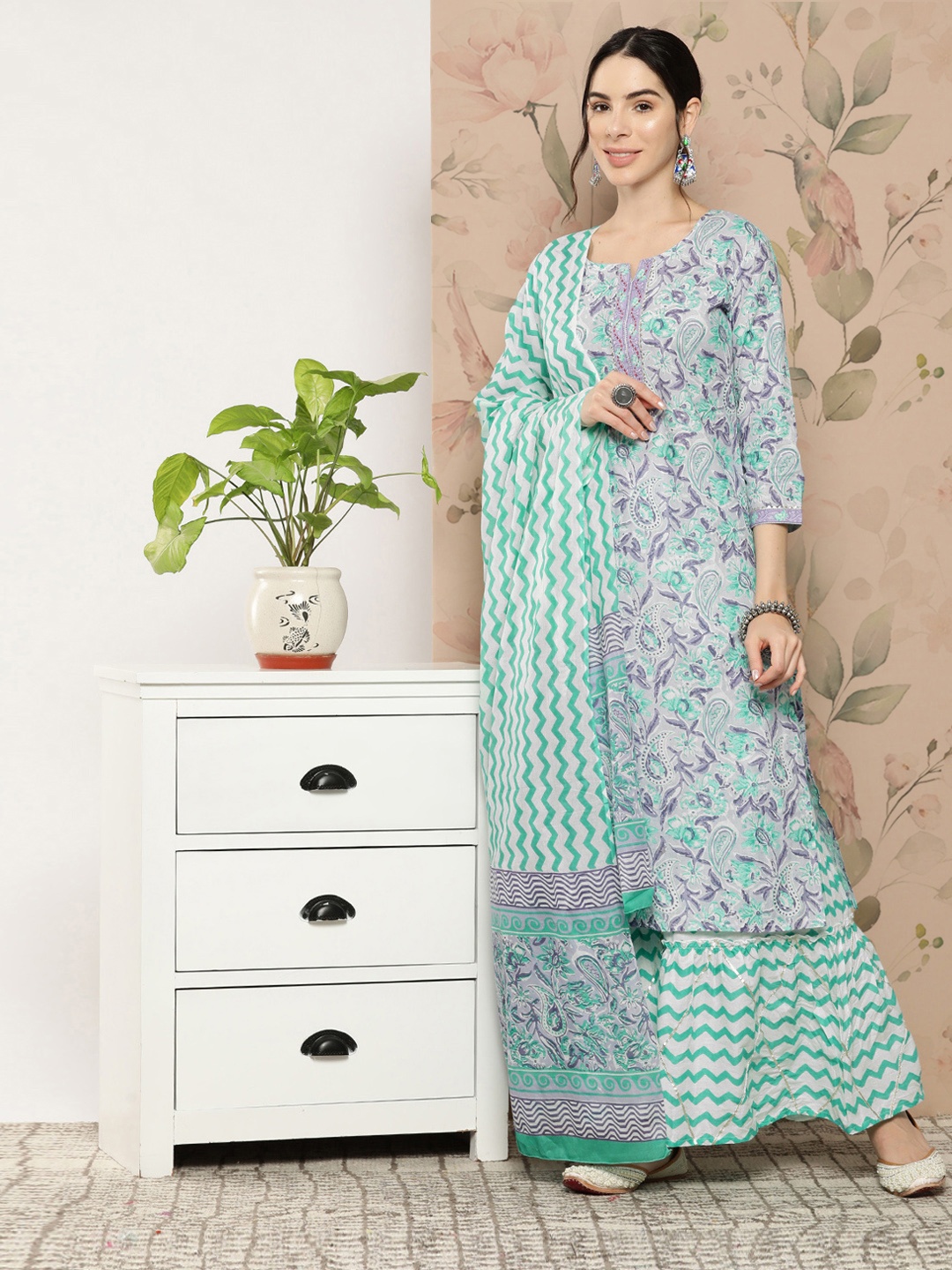 

KALINI Ethnic Motifs Printed Gotta Patti Pure Cotton Kurta With Sharara & With Dupatta, Lavender