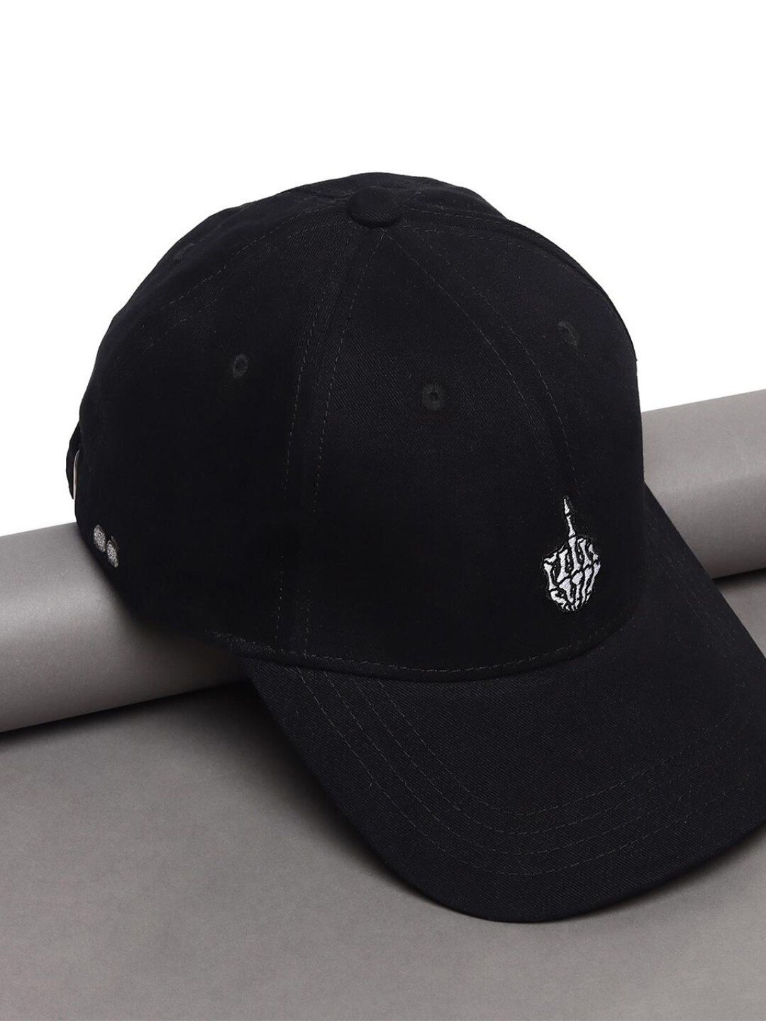 

Bewakoof Embroidered Baseball Cap, Black