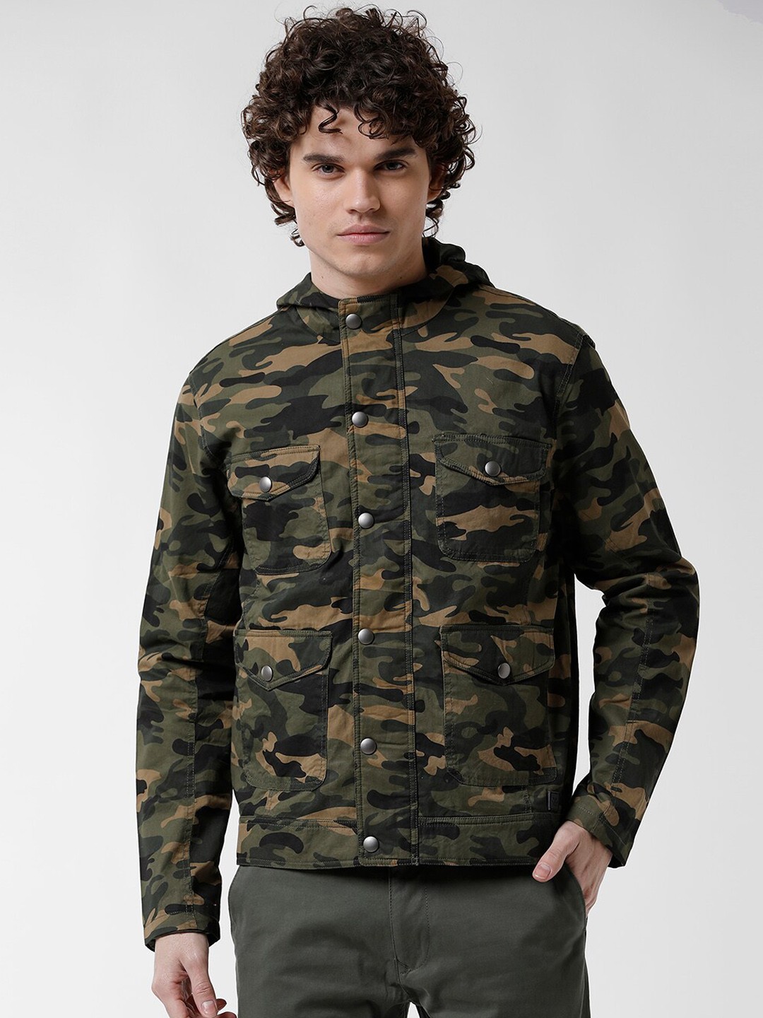 

WROGN Men Camouflage Hooded Cotton Bomber Jacket, Olive