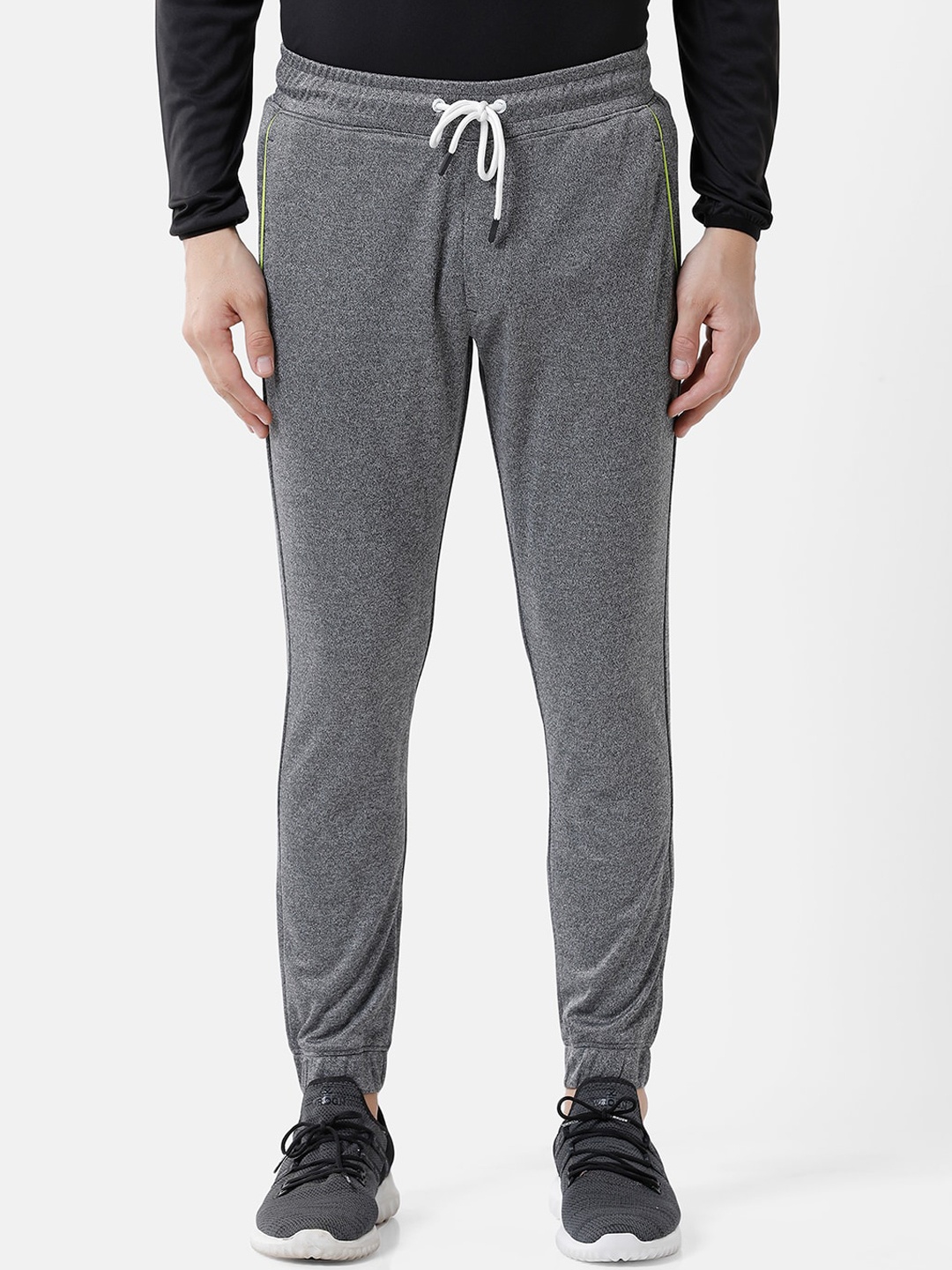 

WROGN Men Regular-Fit Jogger, Charcoal