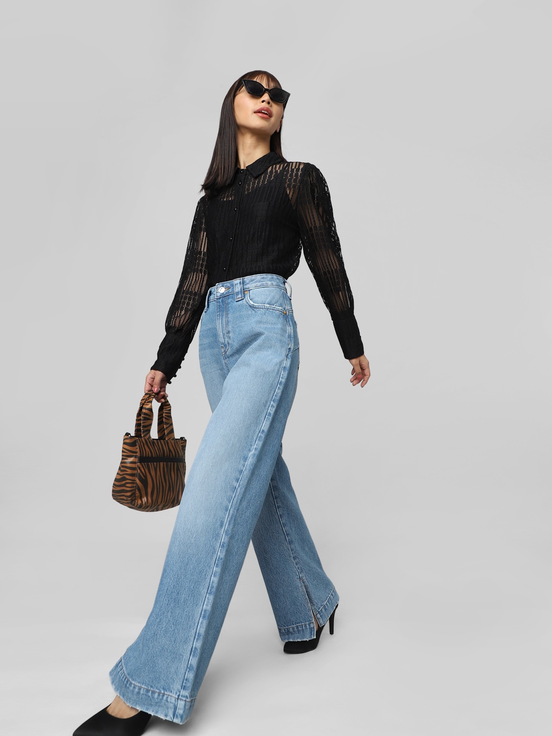 

ONLY Women Flared High-Rise Stretchable Slits Cotton Jeans, Blue