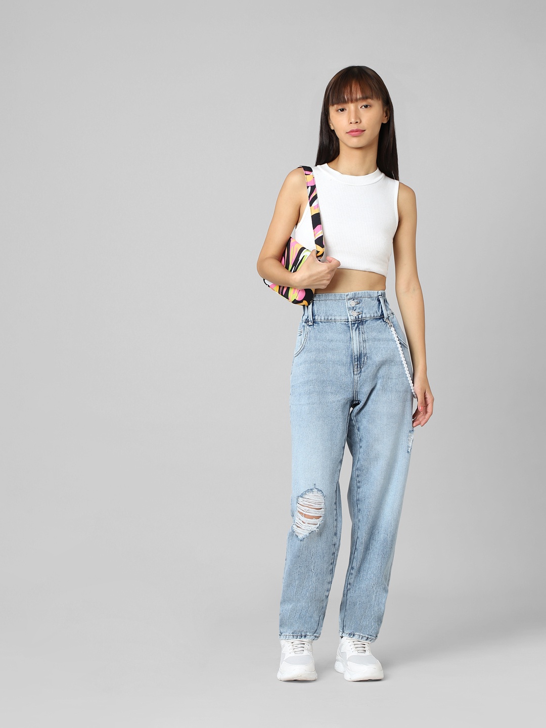 

ONLY Women Straight Fit High-Rise Mildly Distressed Heavy Fade Stretchable Cotton Jeans, Blue