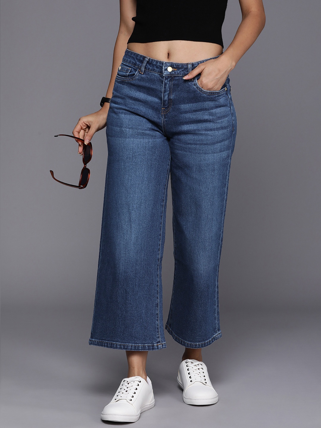 

Allen Solly Woman Wide Leg High-Rise Light Fade Stretchable Jeans, Blue