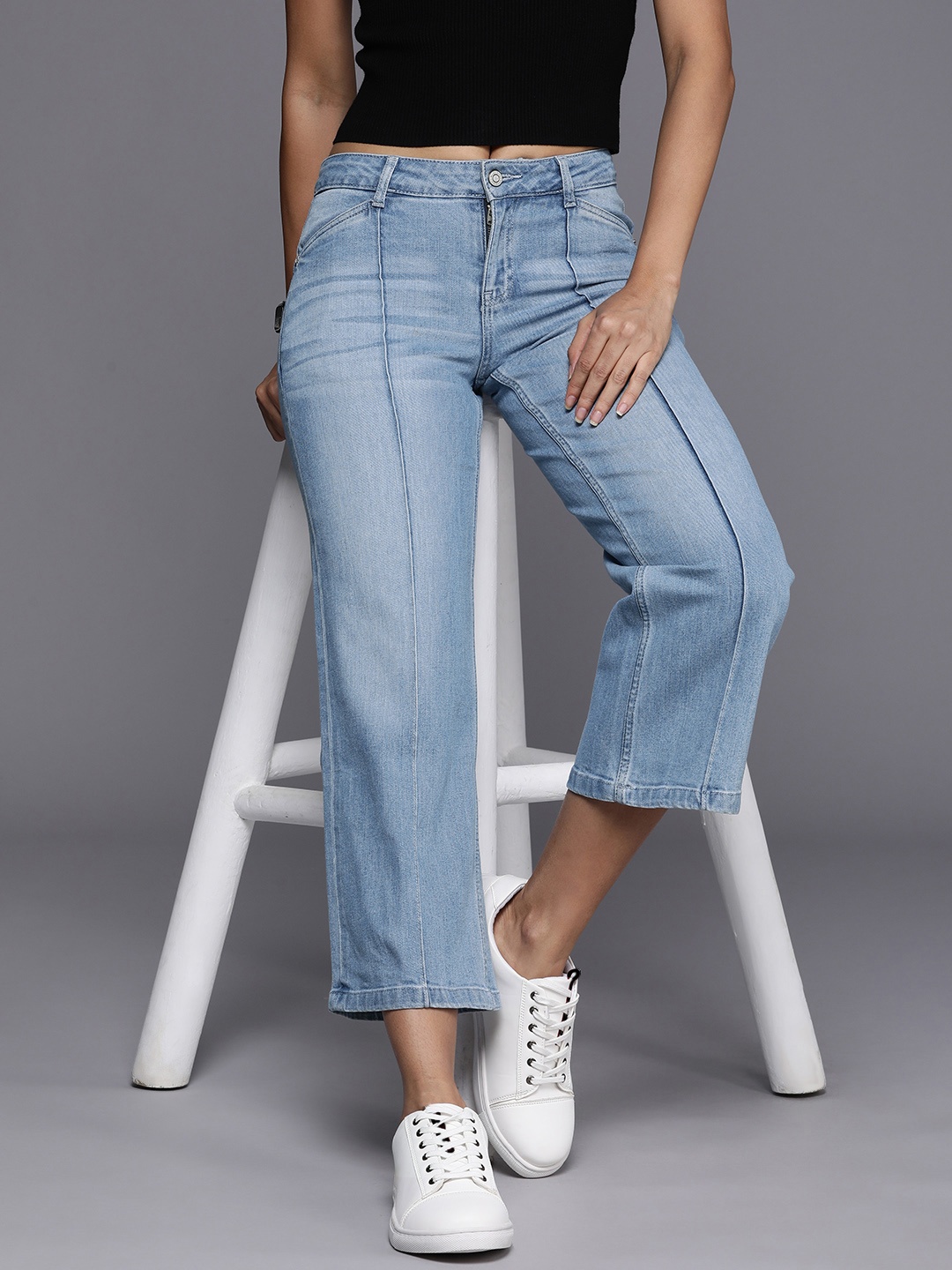

Allen Solly Woman Straight Fit High-Rise Light Fade Stretchable Jeans, Blue