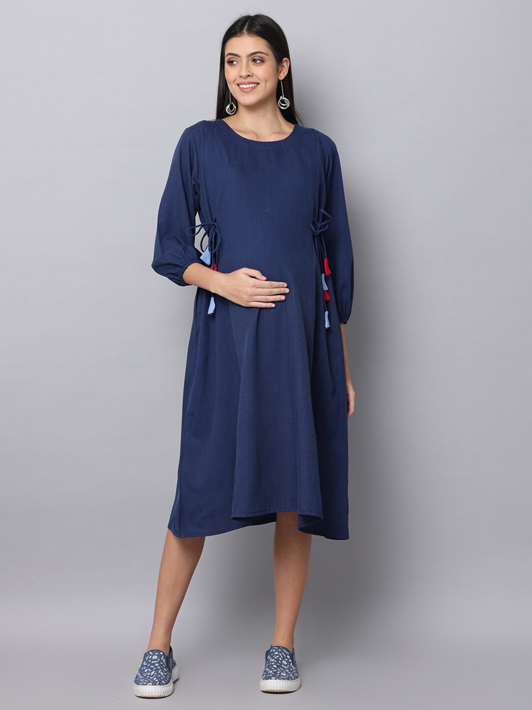 

The Mom Store Tie-Up Detailed Maternity Midi Dress, Navy blue