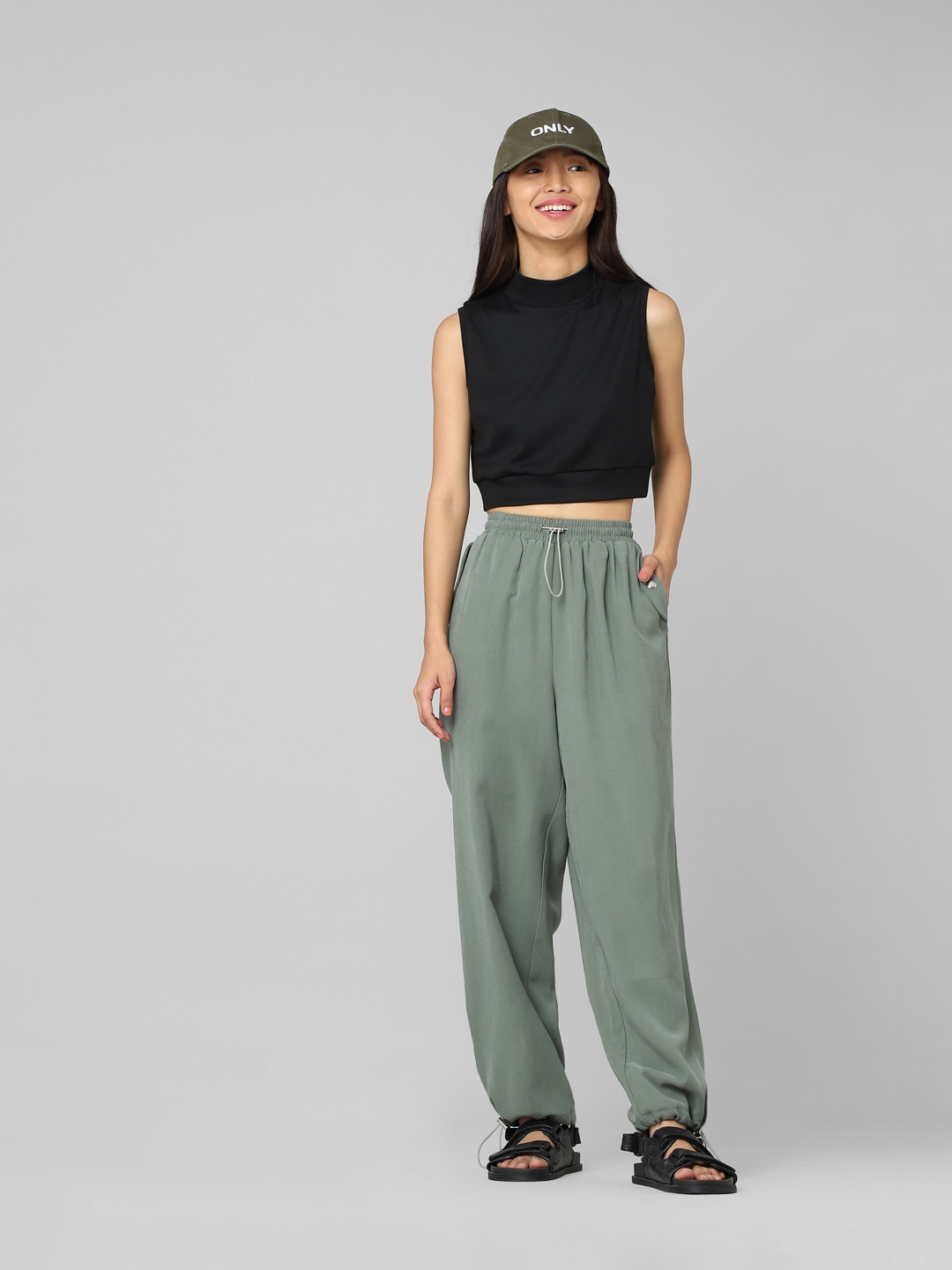 

ONLY Women Loose Fit Joggers, Green