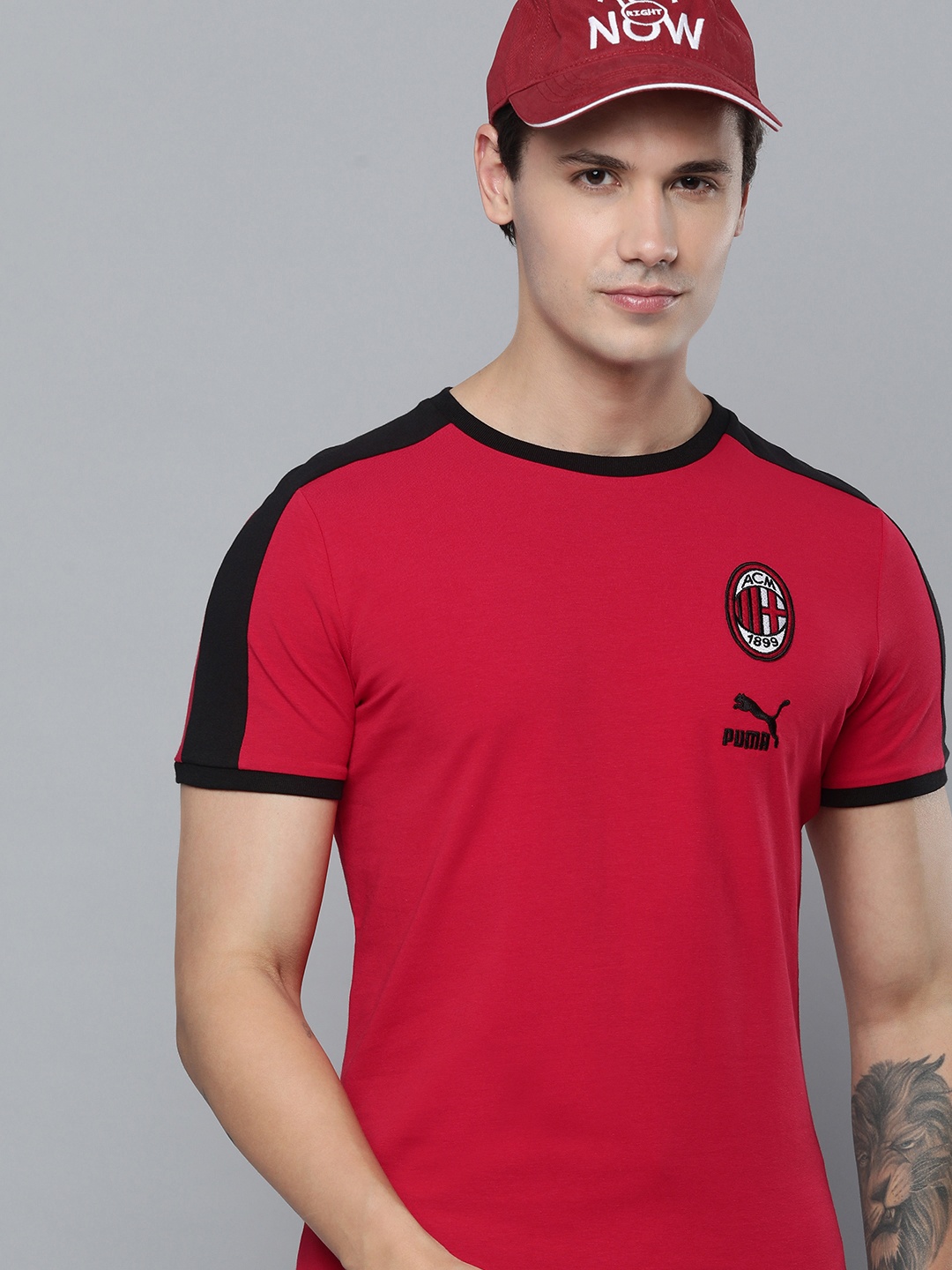 

Puma Brand Logo A.C Milan Football Heritage T7 T-shirt, Red