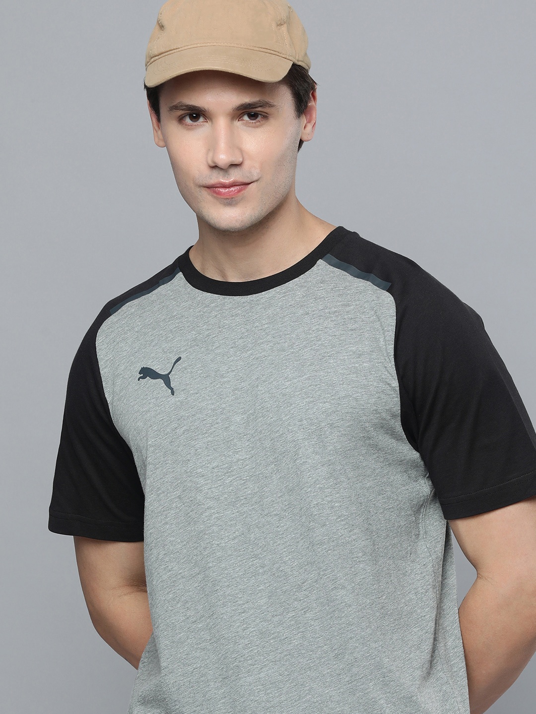 

Puma Solid Regular fit T-shirt, Grey