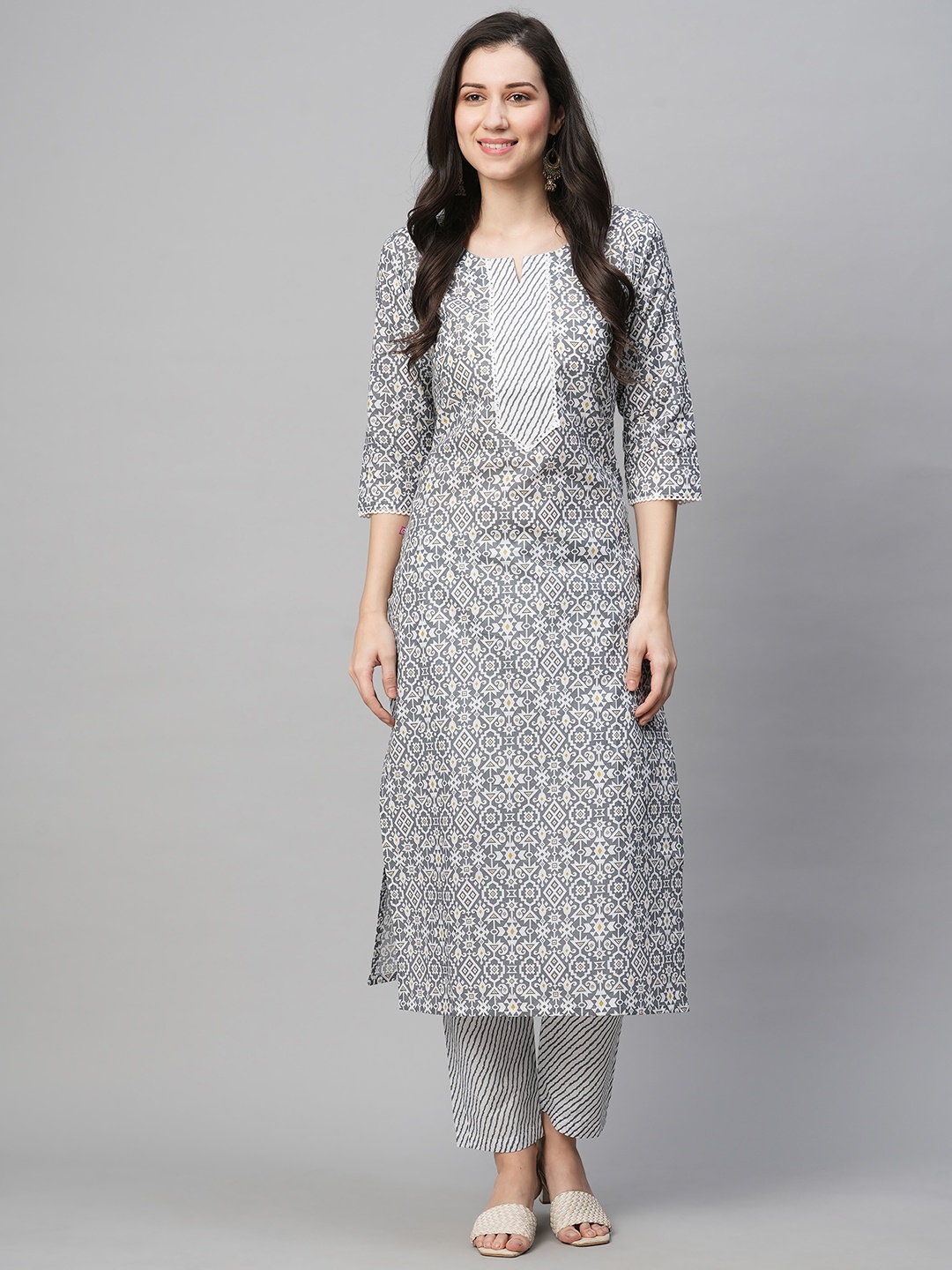 

KALINI Women Ethnic Motifs Printed Kurta with Trousers, Grey