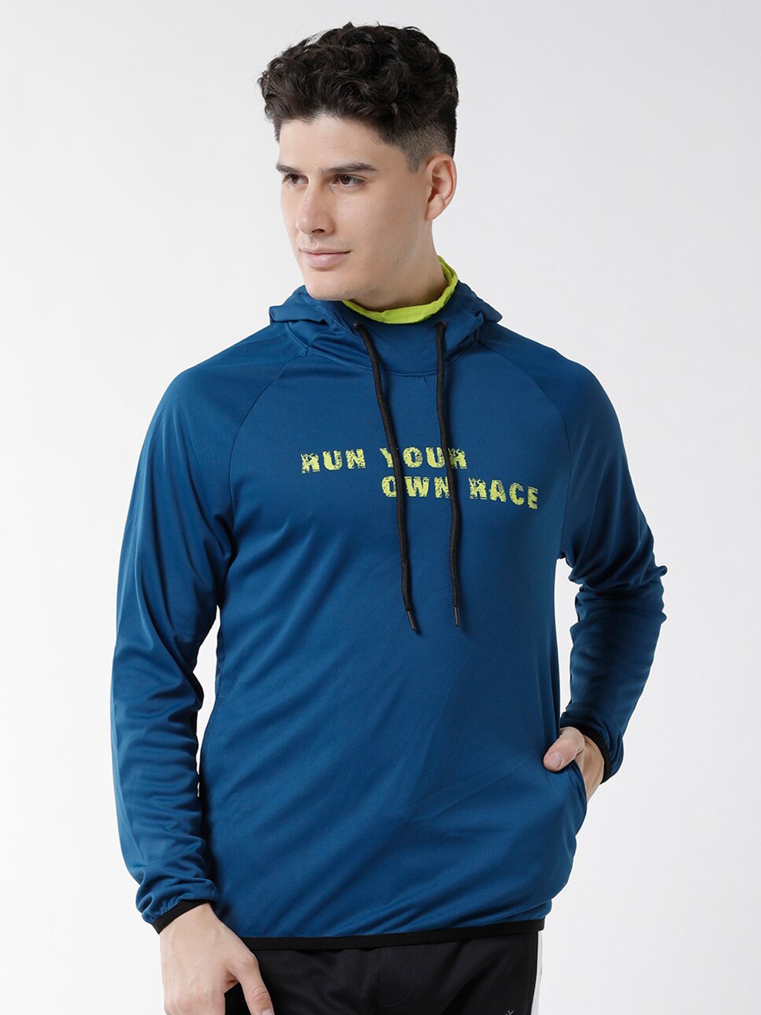 

WROGN Men Typography Printed Hooded Sweatshirt, Blue