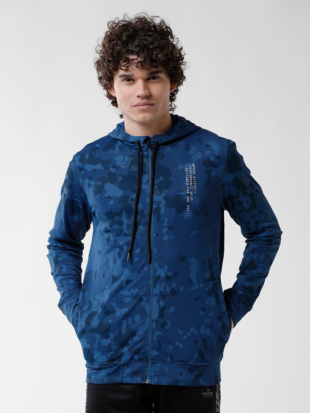 

WROGN Men Printed Hooded Sweatshirt, Blue
