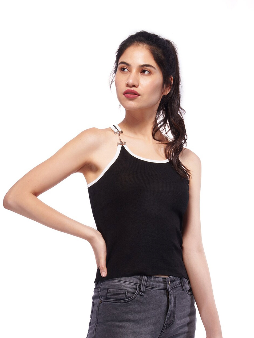 

ODETTE Shoulder Strap Sleeveless Tank Top, Black