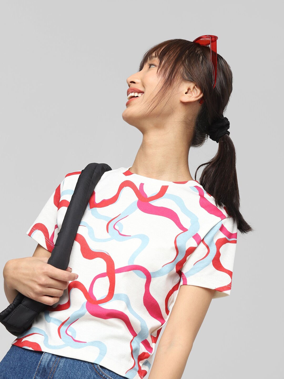 

ONLY Women Abstract Printed Crop T-shirt, White