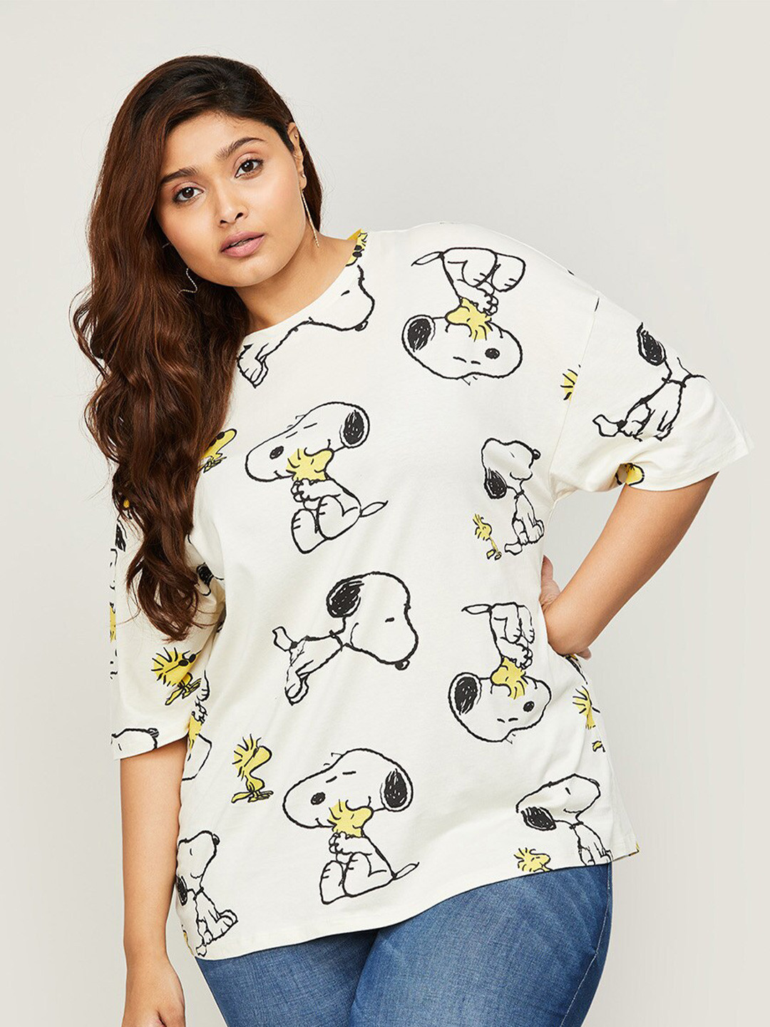

nexus Plus Size Women Snoopy Conversational Printed Cotton Top, Off white