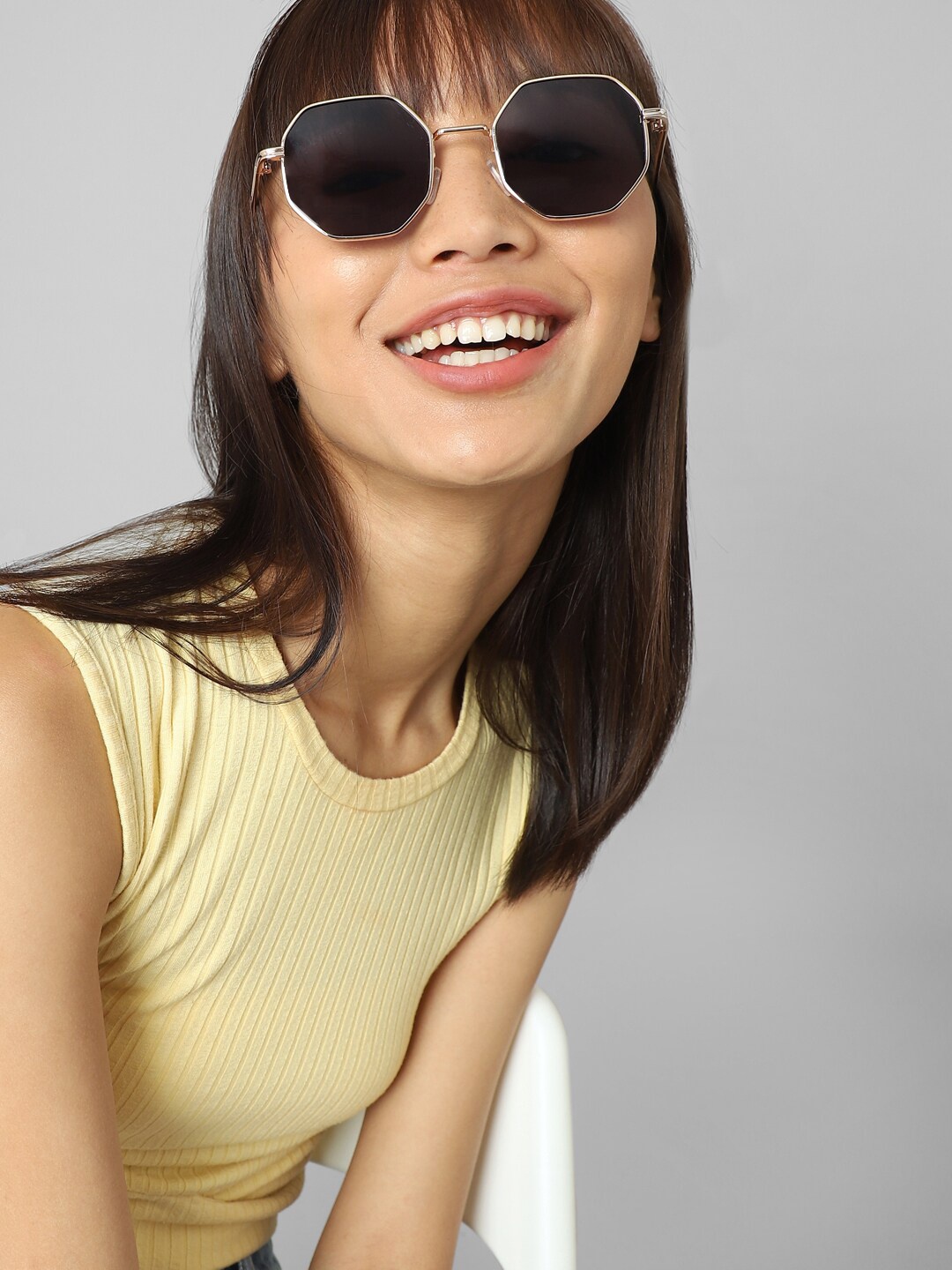 

ONLY Women Sunglasses with UV Protected Lens, Gold