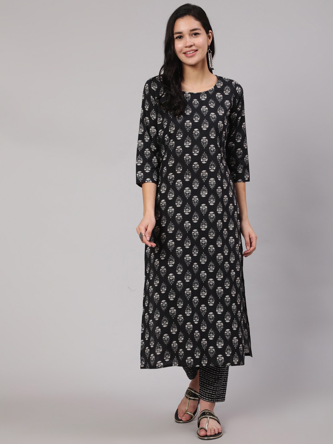 

Nayo Women Ethnic Printed Pure Cotton Kurta with Trousers, Black