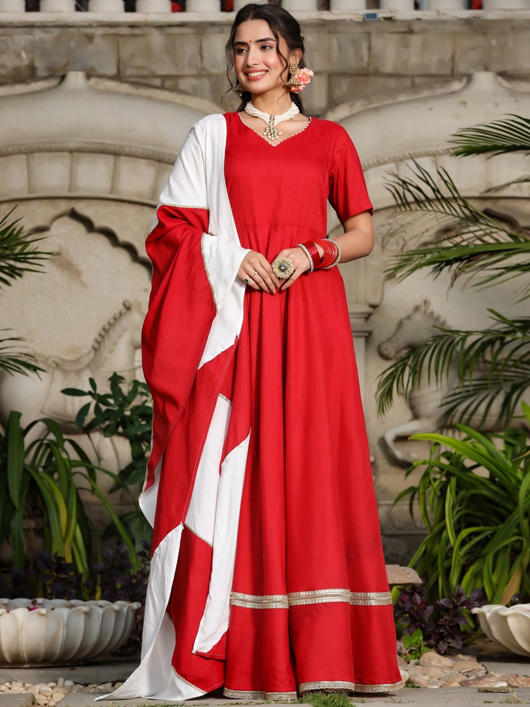 

mirari Women V-Neck Anarkali Kurta With Dupatta, Maroon