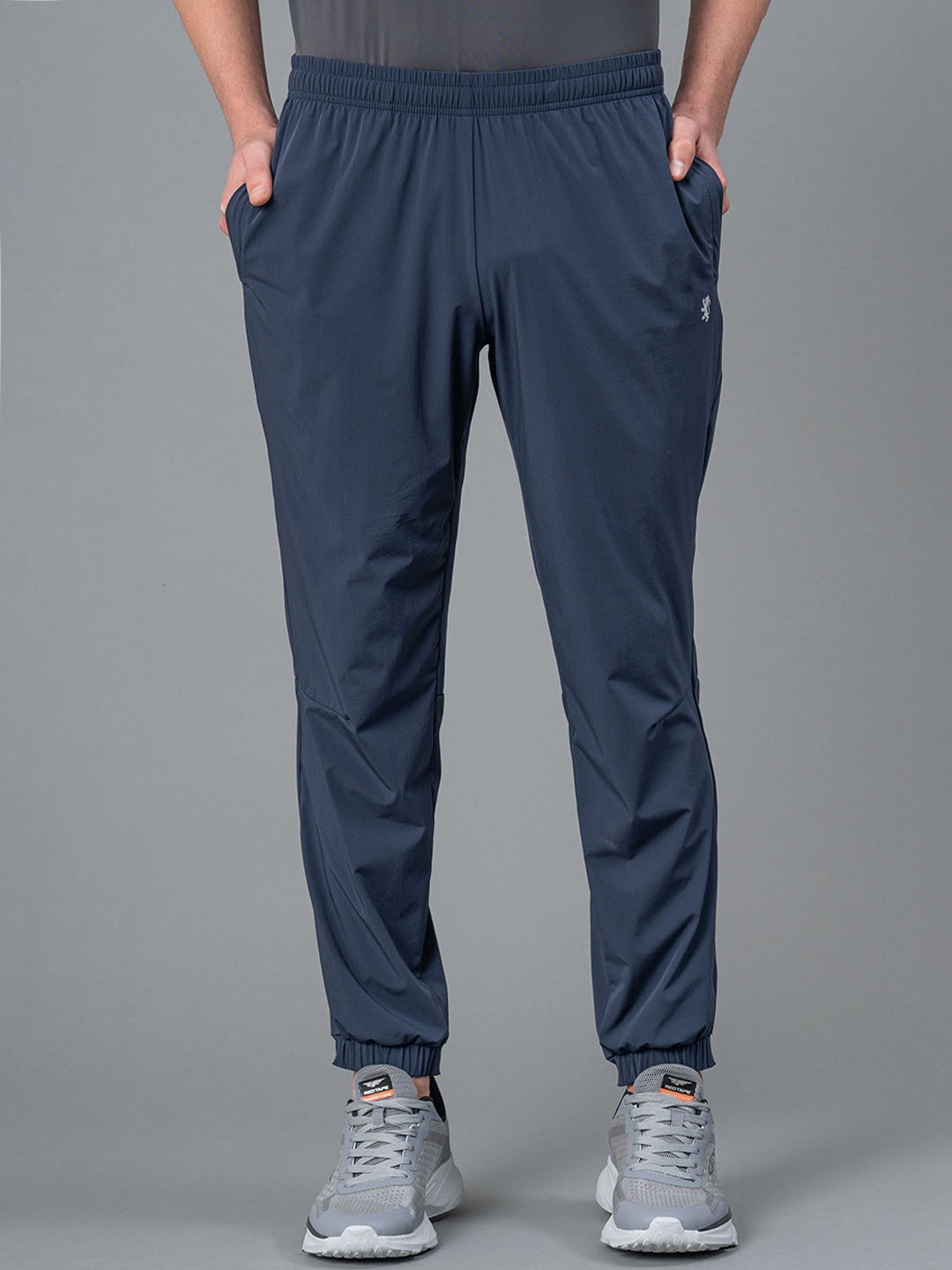 

Red Tape Men Solid Activewear Joggers, Navy blue