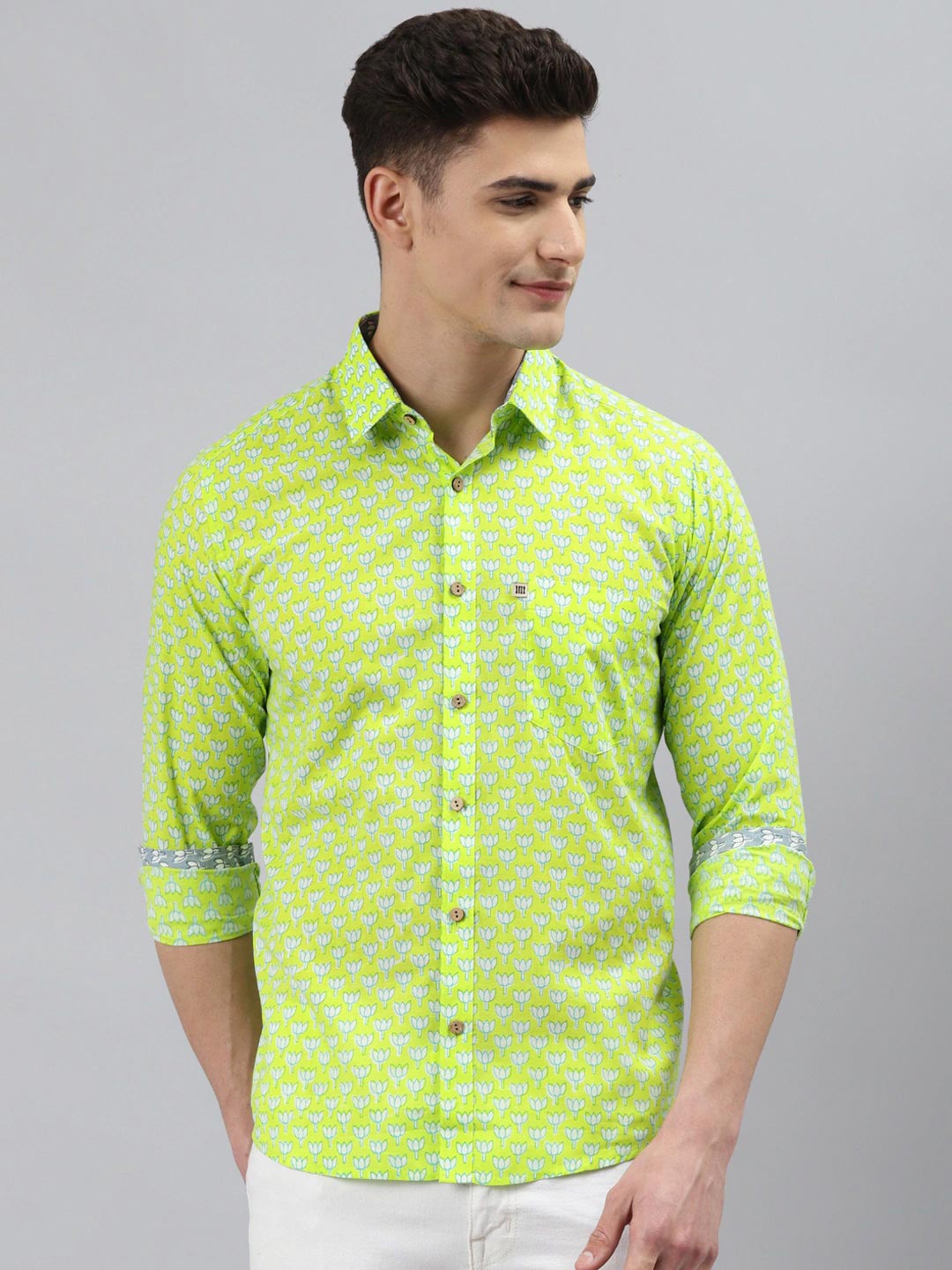 

Readiprint Fashions Men Floral Printed Cotton Casual Shirt, Green