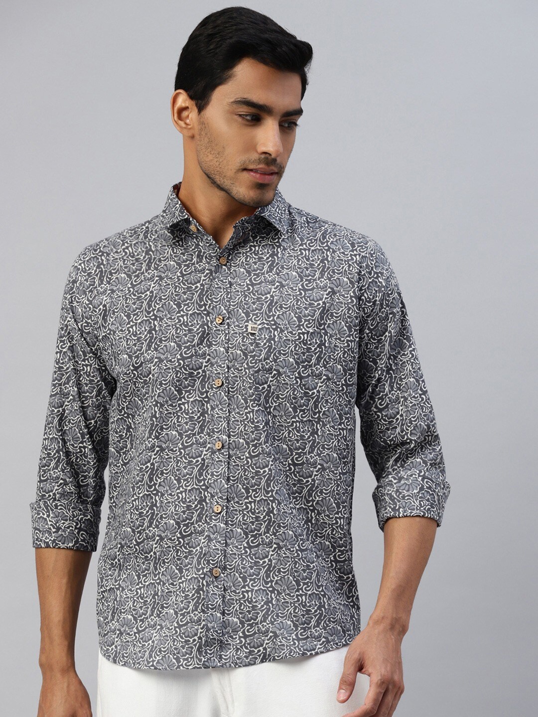 

Readiprint Men Floral Printed Casual Cotton Shirt, Grey