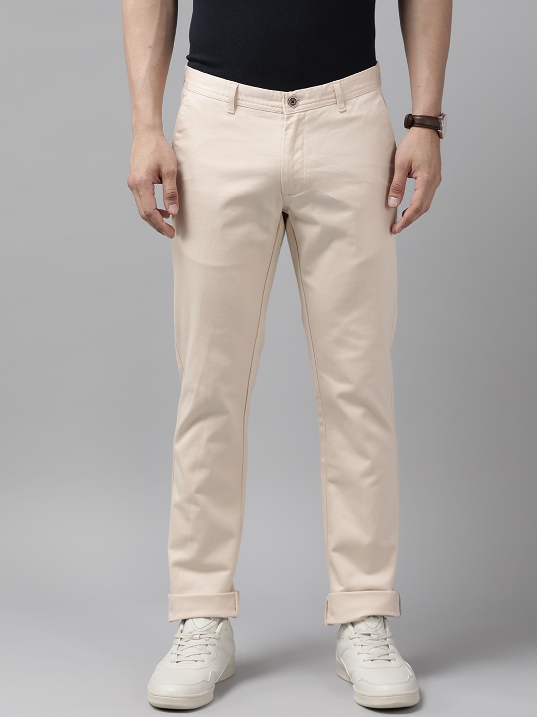 

Blackberrys Men Textured Tapered Fit Low-Rise Trousers, Beige