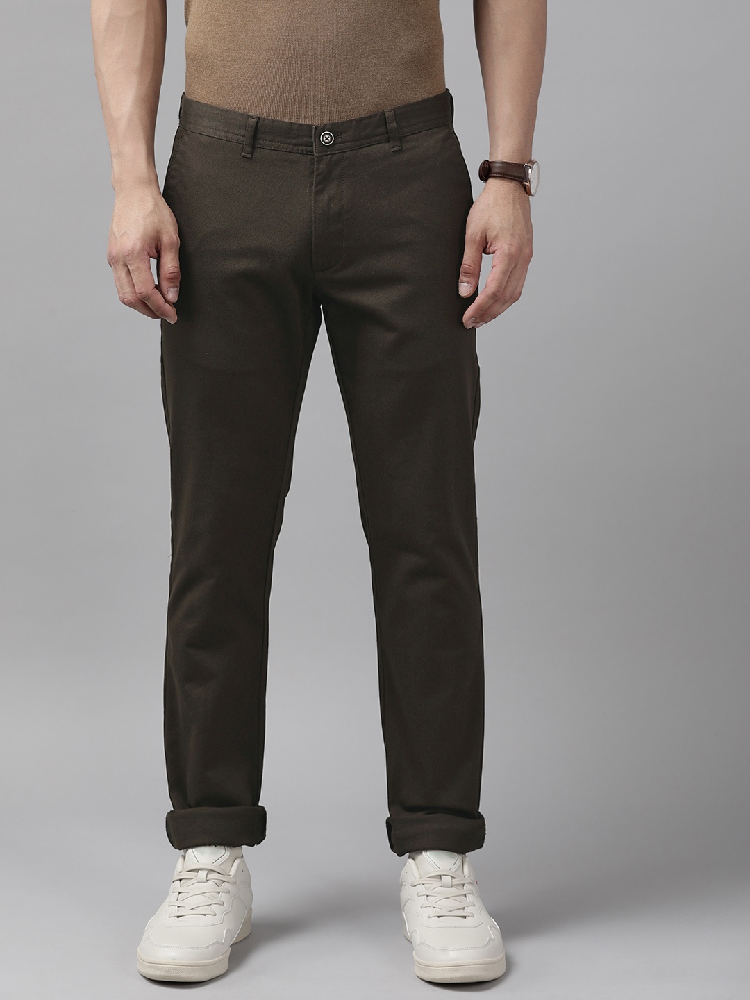 

Blackberrys Men Textured Tapered Fit Low-Rise Trousers, Brown