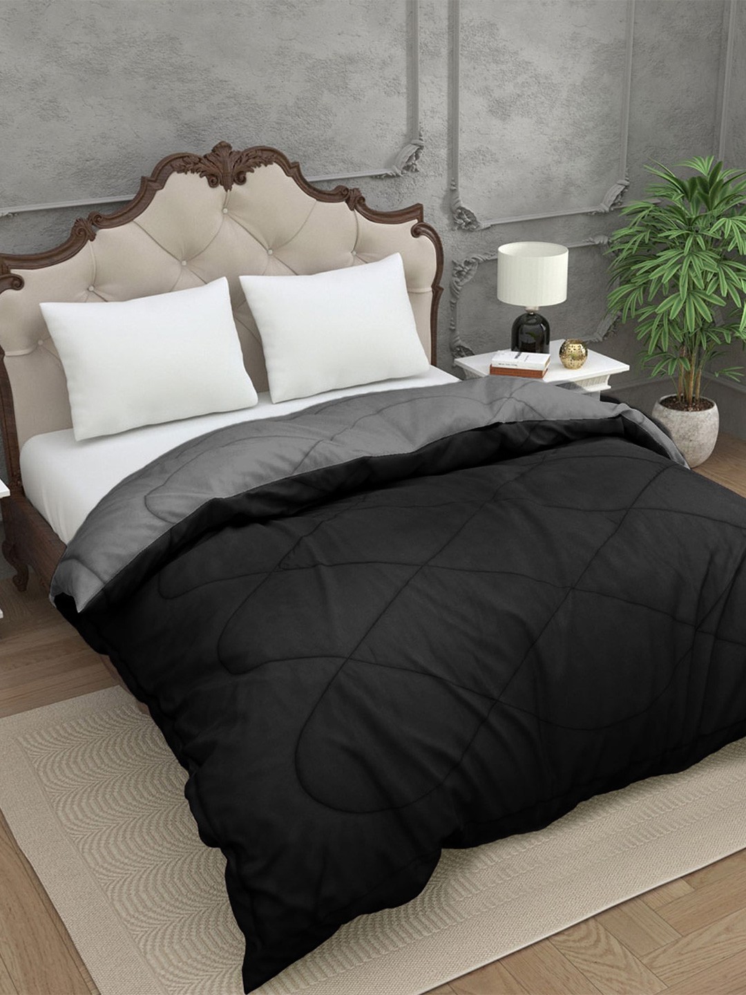 

Sleeping Owls- because your sleep matters Black & Grey 200 GSM Double Bed Comforter